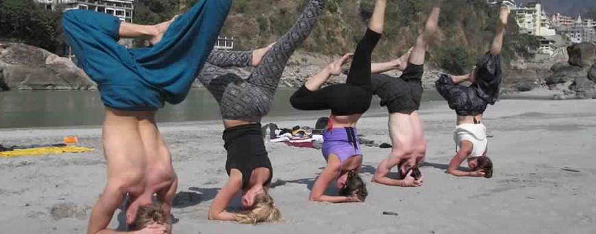 yoga-at-across-river-ganga-rishikesh